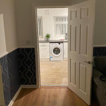 Cosy 3 Bedroom House, Free Parking & Wifi Nottingham Exteriör bild