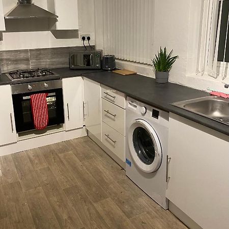 Cosy 3 Bedroom House, Free Parking & Wifi Nottingham Exteriör bild