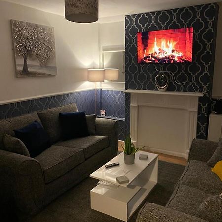 Cosy 3 Bedroom House, Free Parking & Wifi Nottingham Exteriör bild