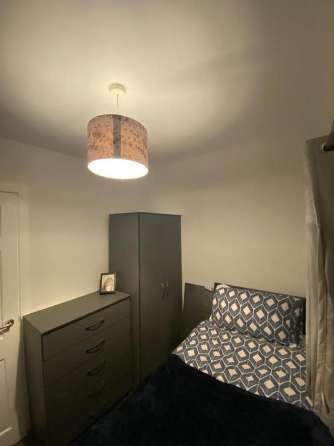 Cosy 3 Bedroom House, Free Parking & Wifi Nottingham Exteriör bild