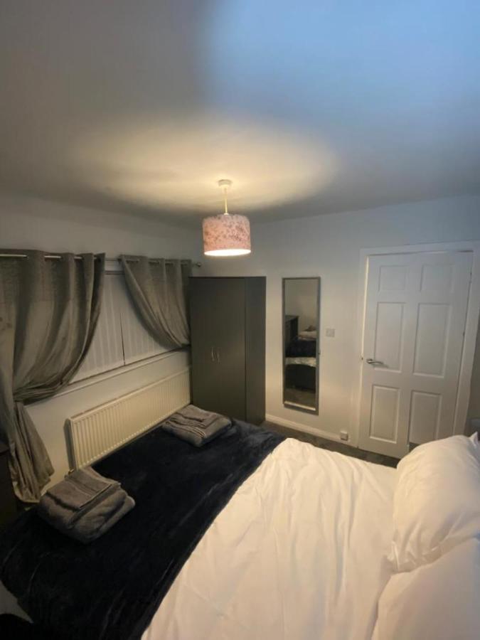 Cosy 3 Bedroom House, Free Parking & Wifi Nottingham Exteriör bild