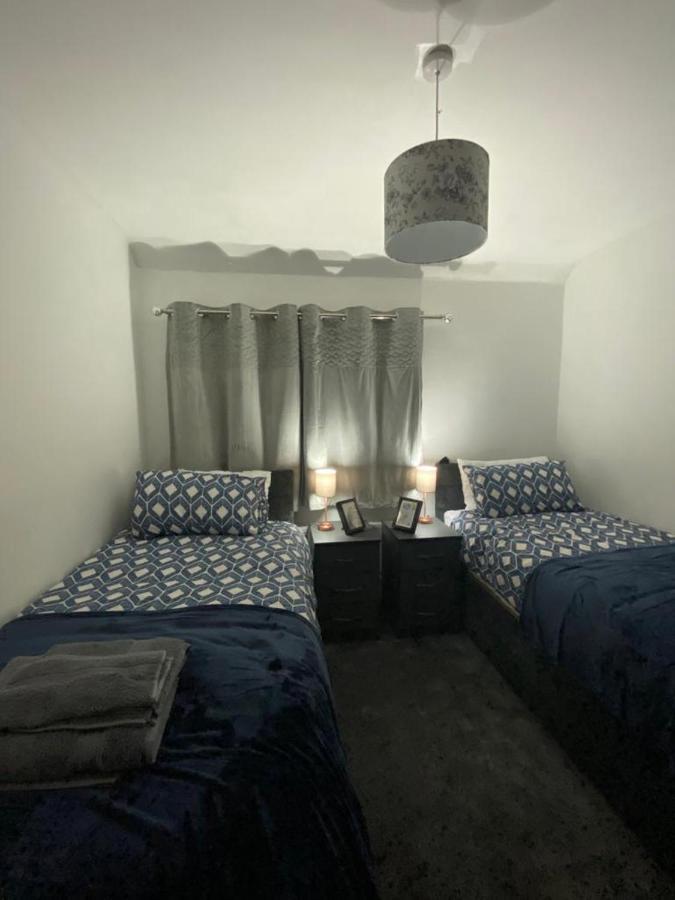 Cosy 3 Bedroom House, Free Parking & Wifi Nottingham Exteriör bild
