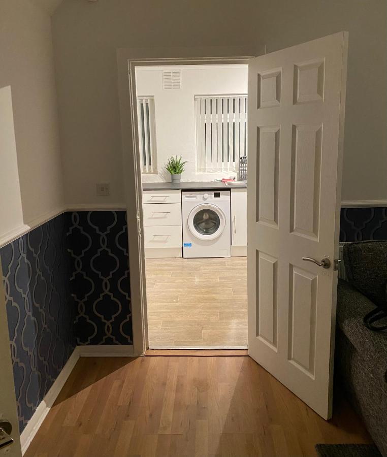 Cosy 3 Bedroom House, Free Parking & Wifi Nottingham Exteriör bild